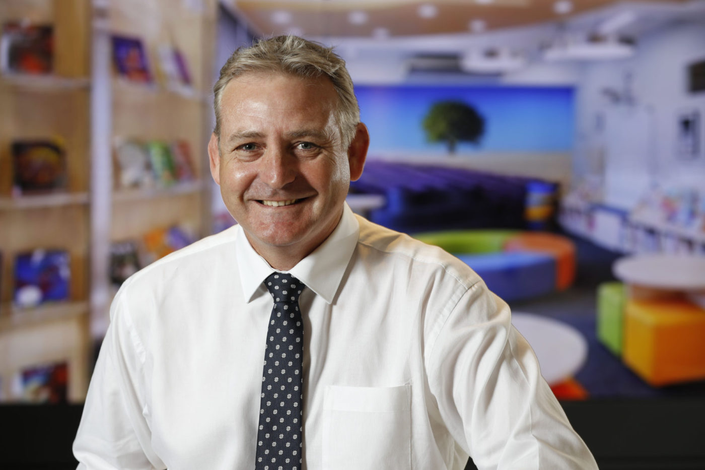 english-schools-foundation-22-international-schools-in-hk-adam-hughes