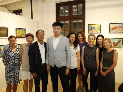 JCSRS proudly showcase talented student’s artworks for charity
